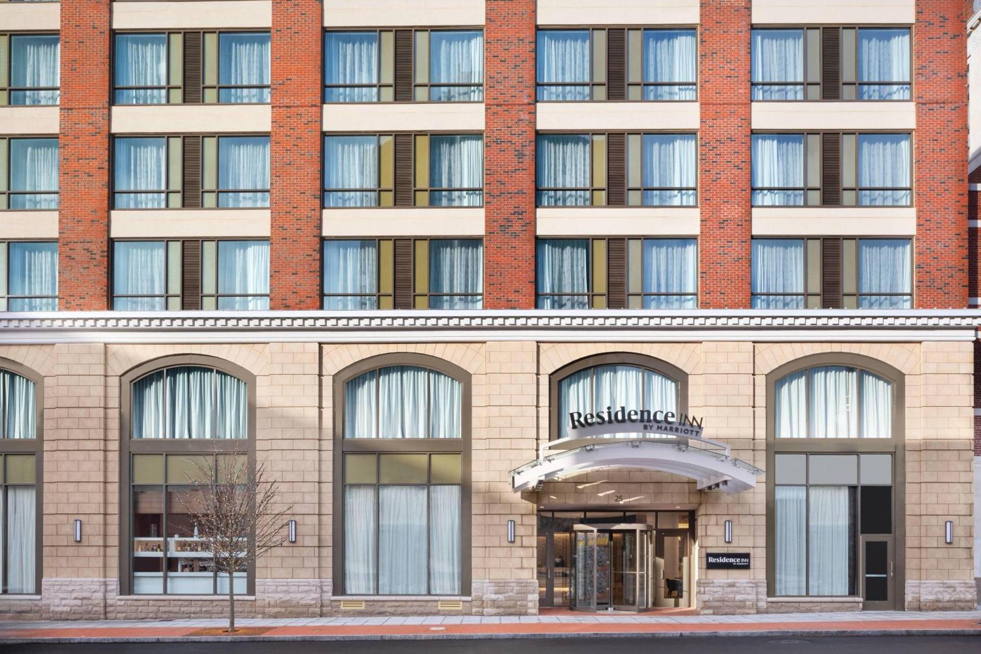 Hotel By Marriott Downtown